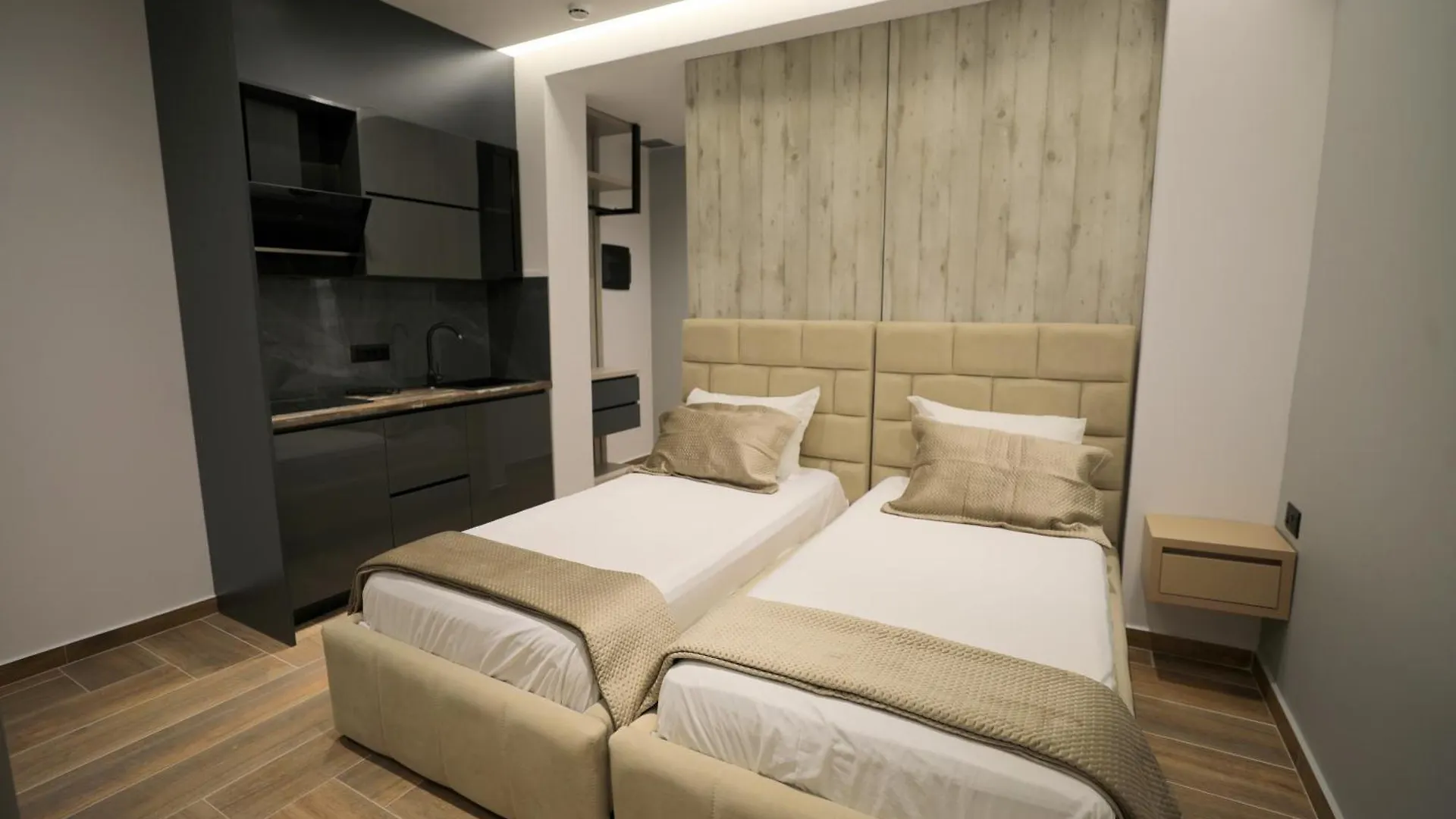 *** Vendégház Apartments Romario Saranda Albánia