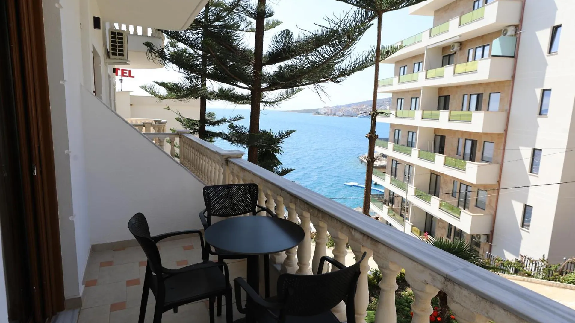 Apartments Romario Saranda