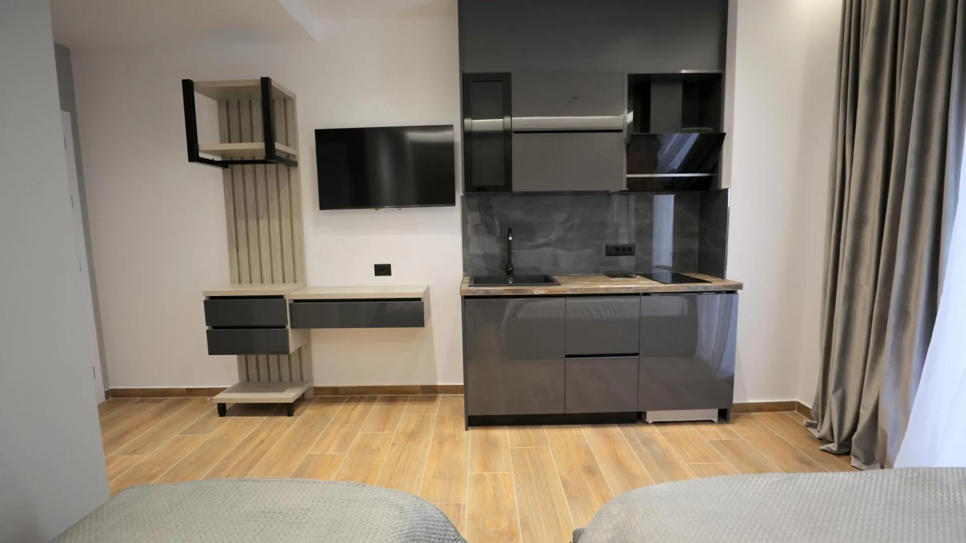 *** Vendégház Apartments Romario Saranda Albánia