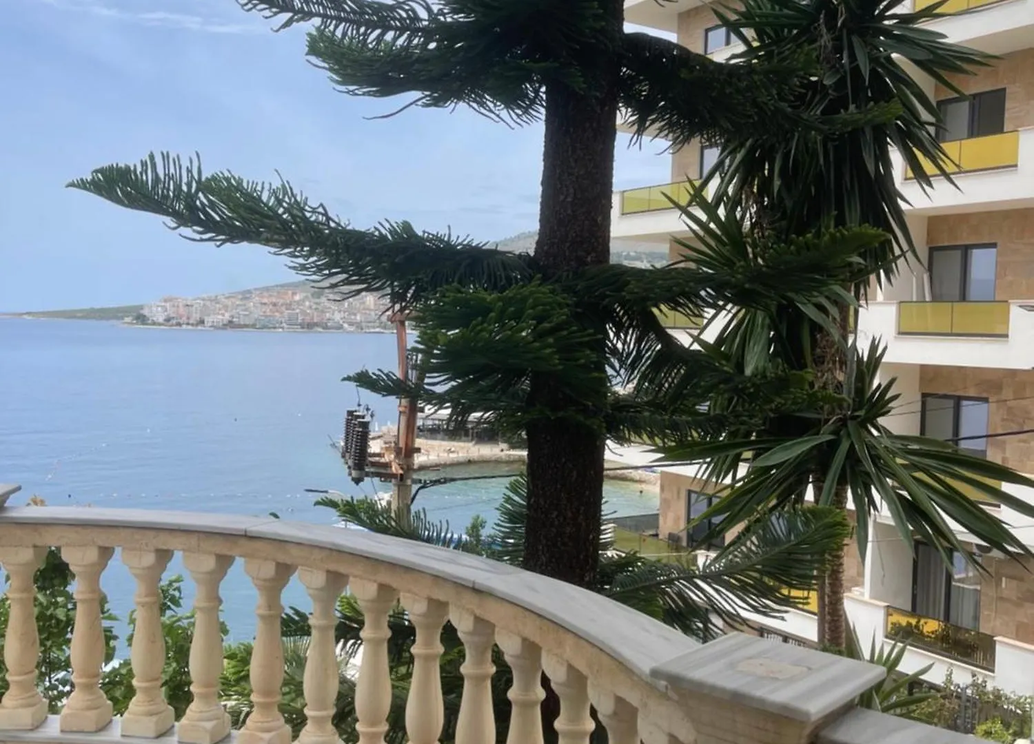 Gasthuis Apartments Romario Sarandë