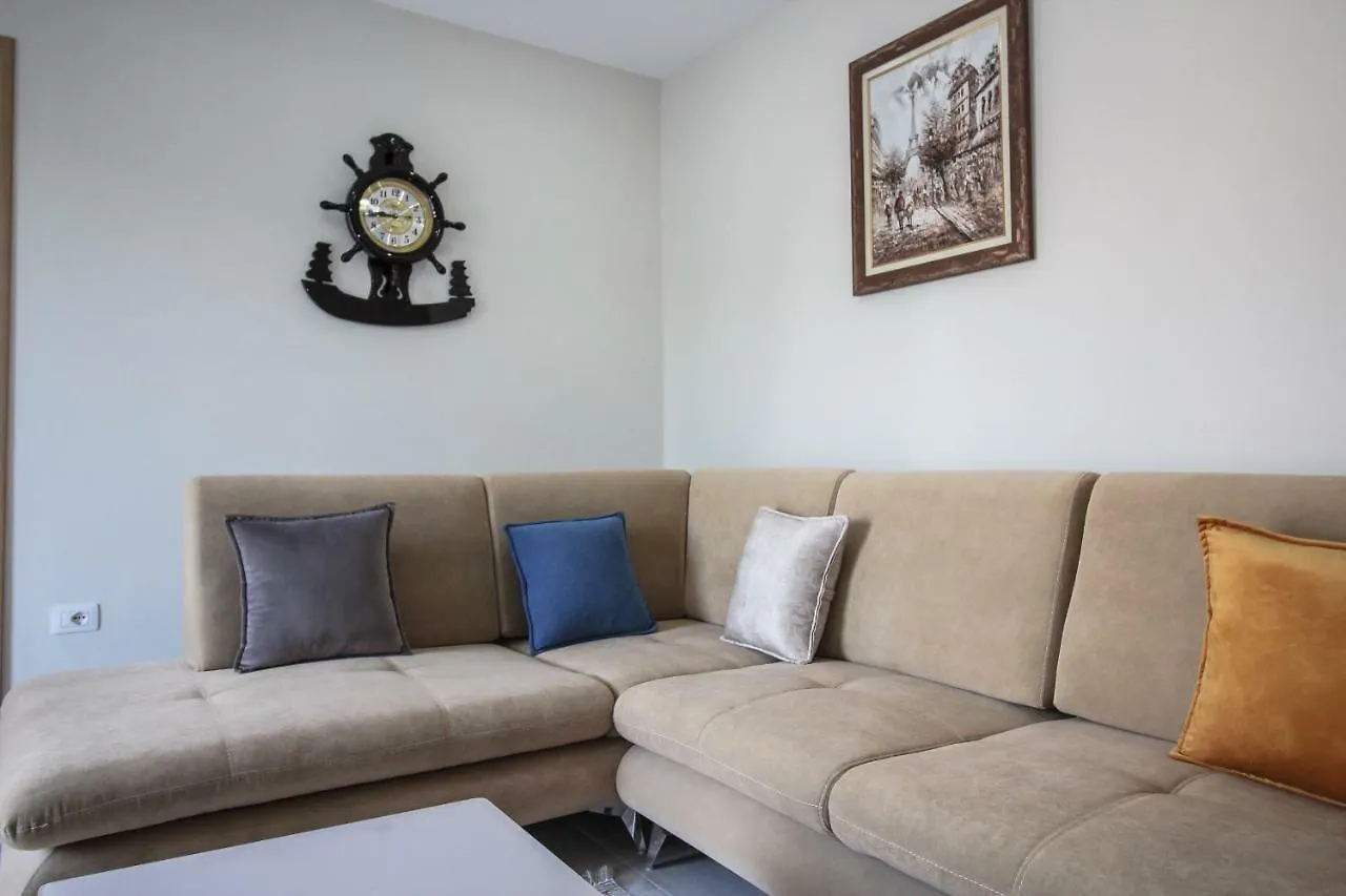 Gasthuis Apartments Romario Sarandë